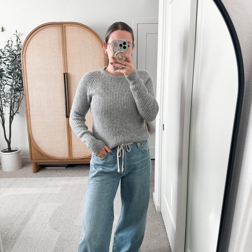 Brandy Melville Gray Pullover‎ Knit Sweater